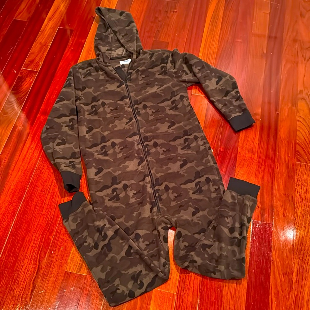 Camo winter onsie Jammie’s